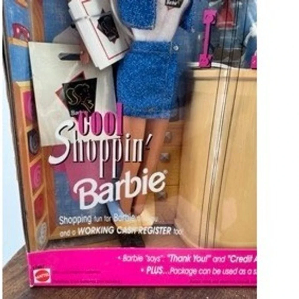 Vintage NEW Mattel 1997 Cool Shoppin Barbie Doll Playset Working Cash Register